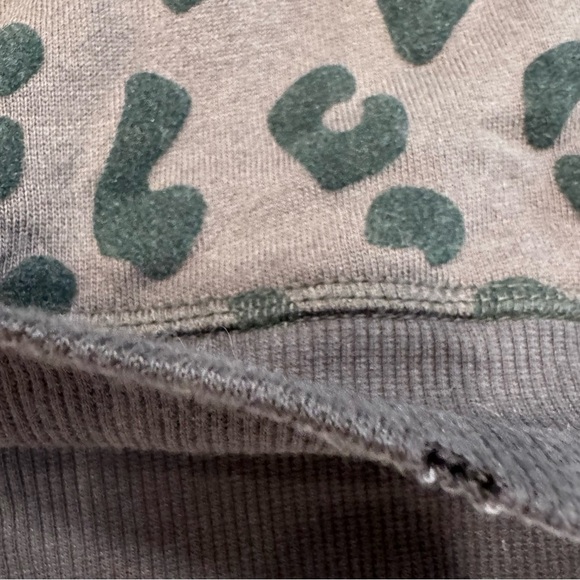 RAILS Womens Theo Flocked Olive Leopard Distress Pullover Sweatshirt-XS - Picture 7 of 10